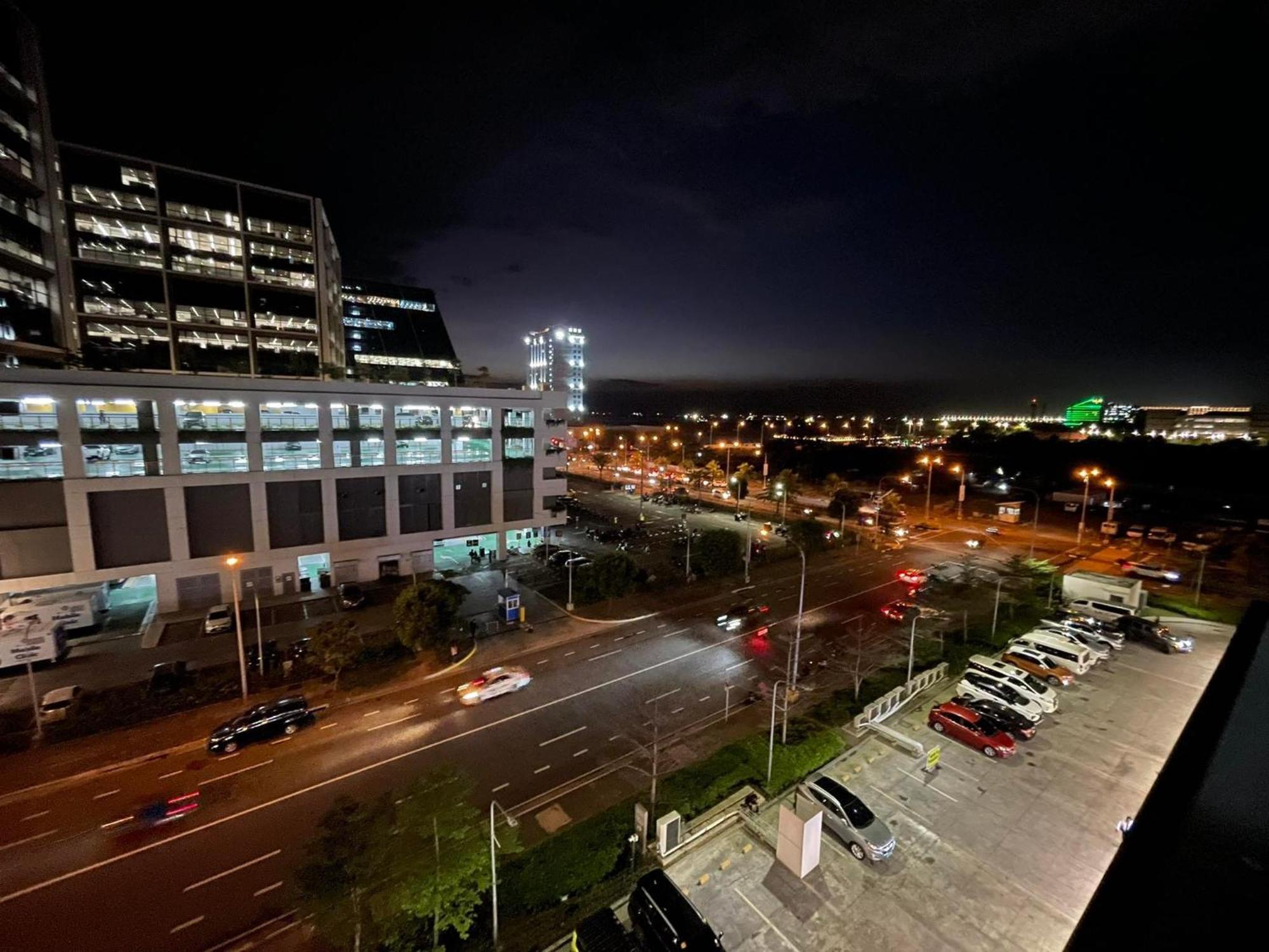 Shore Residences, Mall Of Asia Complex Stays By Pbyy Manila Exterior foto